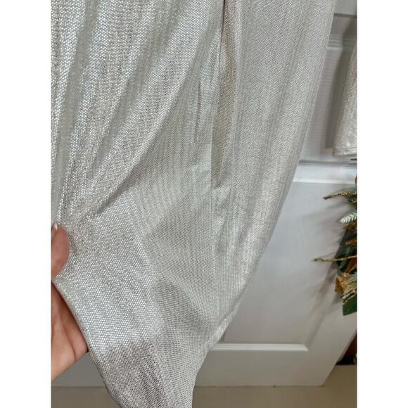 Guess Dress Size 6 Silver Beige Ruched Metallic Long Sleeve VNeck Party - Picture 7 of 10